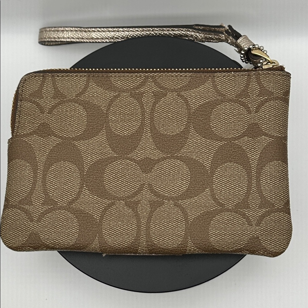 Coach Corner Zip Metallic wristlet you get both - Picture 4 of 10